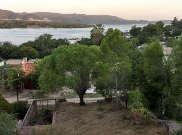 Casa · 104m² · 2 Dormitorios · 1 Cochera · Venta Terreno en Siquiman con Vista Postal Al Lago San Roque Ref 981