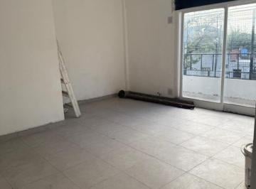 PH · 65m² · 3 Ambientes · PH Tipo Casa 3 Amb 1° Al Fte a Estrenar Balcon y Terraza