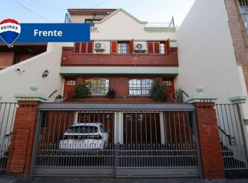 PH · 208m² · 5 Ambientes · 3 Cocheras · PH 5 Amb Venta Garage Permuta P. Chacabuco Ap Cred