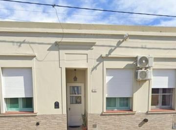 Casa · 60m² · 3 Ambientes · Venta de Casa Dos Dorm. en La Emilia