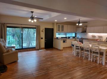 Casa de 6 ambientes, Tigre · Tigre Residencial Chalet Nuevo 3 Dorm. Jardín Quincho Casa de Huéspedes