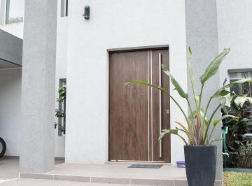 Casa de 5 ambientes, Berazategui · Casa Moderna en Dos Plantas