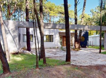 Casa · 189m² · 4 Dormitorios · Cod 731 Venta Excelente! a Estrenar