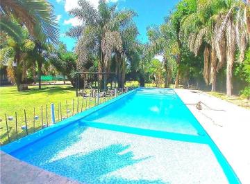 Quinta vacacional · 250m² · 5 Ambientes · 4 Cocheras · Casa Quinta Venta Escobar 3 Dorm. Parque Galería Pileta