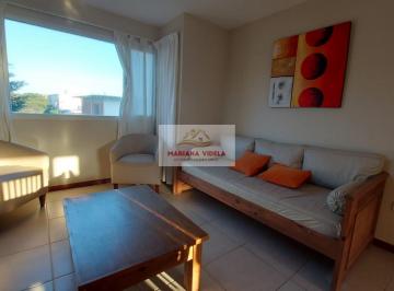 Departamento · 50m² · 3 Ambientes · 1 Cochera · Departamento en Alquiler Anual, 2 Dorm.. Mar de Ostende. 2°3°
