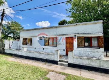 Casa · 80m² · 4 Ambientes · 1 Cochera · Venta Casa Sobre Lote Multifamiliar Gral Madariaga