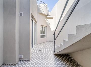 Casa · 70m² · 6 Ambientes · Venta Casa en Cofico a Estrenar Apto Bancor Listo