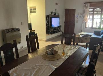 Casa · 160m² · 5 Ambientes · 1 Cochera · Casa Apta Credito Bancario