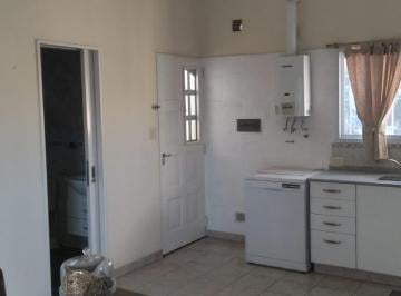 Departamento de 2 ambientes, Morón · Departamento 2 Ambientes en Centro de Castelar Sur