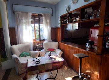 Casa de 3 ambientes, Almirante Brown · Venta Casa en Esquina Apta Credito Ideal Inversion en Ministro Rivadavia.