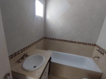 Casa de 4 ambientes, Neuquén · Duplex Mar Báltico