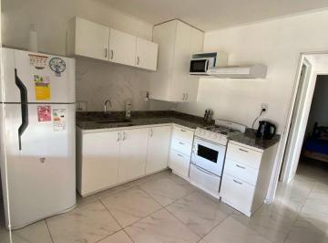 Quinta vacacional · 120m² · 2 Dormitorios · 3 Cocheras · Venta de Quinta 2 Dorm., Tandil