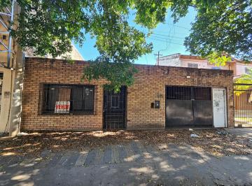 Casa de 6 ambientes, Resistencia · Importante Propiedad a Reciclar en Villa San Martín. Terreno 10x50
