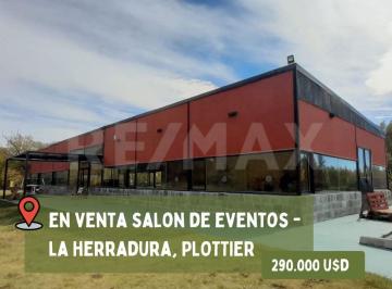 Local comercial · 360m² · Venta Salon Comercial, La Herradura, Plottier