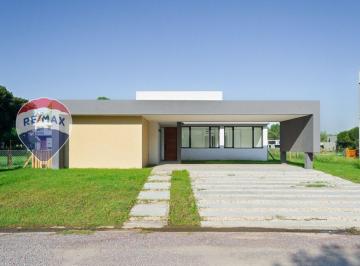 Casa · 168m² · 4 Ambientes · 2 Cocheras · Casa 4 Ambientes Lagos de San Eliseo a La Laguna