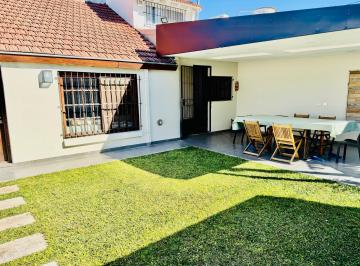 Casa de 5 ambientes, San Isidro · Venta - Casa - San Isidro
