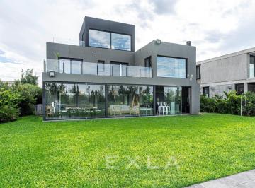 Casa · 350m² · 7 Ambientes · 2 Cocheras · Casa en Venta en Virazón, Nordelta, Tigre