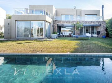 Casa · 513m² · 8 Ambientes · 2 Cocheras · Casa en Alquiler en Los Castores, Nordelta, Tigre