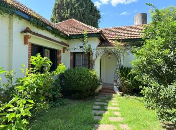 Casa · 164m² · 3 Dormitorios · 2 Cocheras · Casa de 3 Dorm. en Fisherton Tradicional