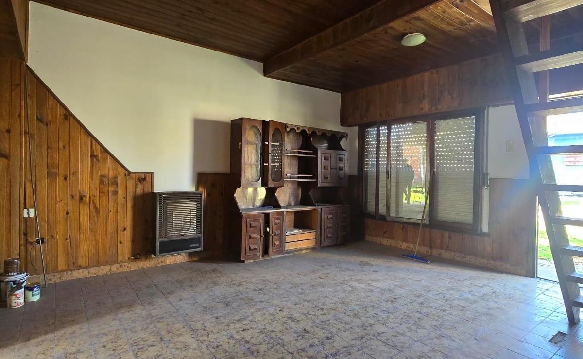 Chalet 2 dorm, 95m² con garage — Magnasco 2077