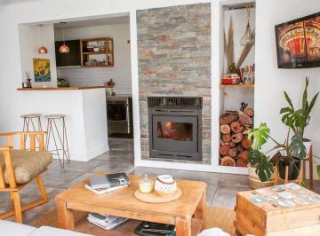 Casa · 80m² · 1 Dormitorio · Chalet en Venta 2 Ambientes Zona Acantilados