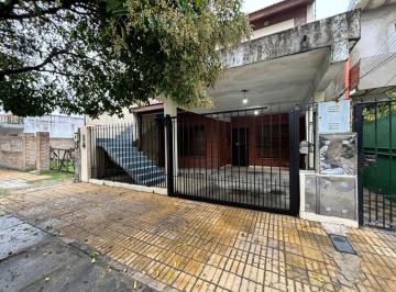 Casa de 3 ambientes, Avellaneda · Casa Tipo PH de 3 Ambientes con Garage (Wilde)