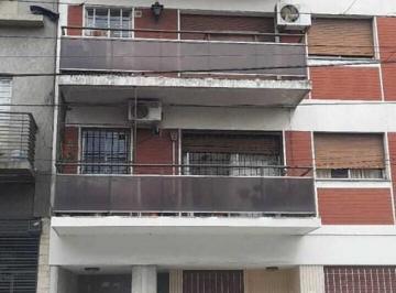 Departamento · 32m² · 2 Ambientes · Departamento en Alquiler en Avellaneda, G. B. a. Zona Sur, Argentina