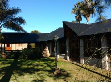 Local comercial de 3 ambientes, Ranchos · Restaurant de 250 m². Av Campomar. Ranchos. Bs. As.
