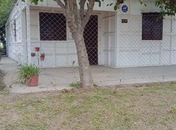Casa · 99m² · 3 Dormitorios · 1 Cochera · Casa en Mar Chiquita