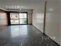 Departamento · 140m² · 4 Ambientes · 2 Cocheras · Alquiler Excelente Semipiso 4 Amb C/ Dep y Cochera! Edif Pelayo Gonzalez Belgrano