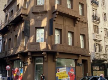 Local comercial , Centro / Microcentro · Edificio en Block Venta con Renta, Apto Todo Destino