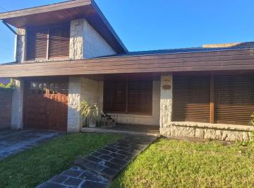 Casa · 290m² · 4 Ambientes · 2 Cocheras · Casa en Colinas de Peralta Ramos