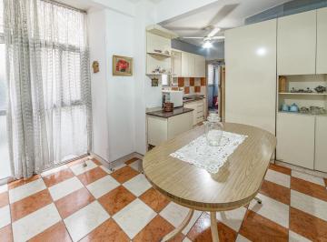 Departamento · 92m² · 4 Ambientes · Venta Departamento 4 Ambientes + Dependencia en V. Crespo