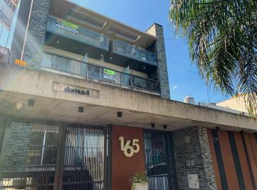 Departamento de 2 ambientes, Morón · Depto 2 Ambientes - Cochera - Balcon Terraza // Emilio Castro 165