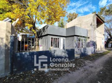 Casa · 48m² · 3 Ambientes · 1 Cochera · Casa en Venta La Reja