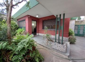 Casa de 3 ambientes, Quilmes · Casa con Patio. 3 Ambientes