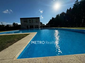 Departamento · 60m² · 3 Ambientes · 1 Cochera · Departamento de 3 Ambientes en Venta con Vista Al Lago Central y Balcon Aterrazado