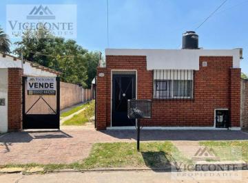 Departamento de 5 ambientes, San Vicente · Dos Departamentos. Alejandro Korn. Buenos Aires.