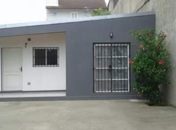 PH · 49m² · 2 Ambientes · Alquiler PH 2 Ambientes Al Fondo - Bernal Oeste