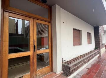 Departamento · 91m² · 4 Ambientes · Alberdi - 3 Dormitorio - Planta Baja C/patio y Terraza