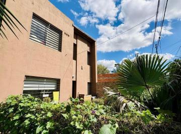 Casa · 128m² · 5 Ambientes · 2 Cocheras · Casa en Funes de Dos Dorm. con Patio