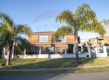 Casa · 356m² · 10 Ambientes · 1 Cochera · Alquiler Casa 6 Dorm. 4 Baños, Barra de Carrasco