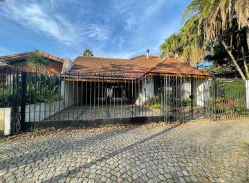 Casa de 4 ambientes, Almirante Brown · Casa en Venta Sobre Calle Cerretti 971 Entre Rosales y Plaza Cerretti.
