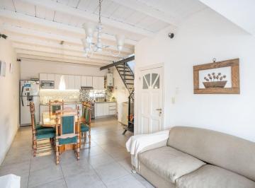PH · 83m² · 6 Ambientes · Venta PH 6 Amb. con Balcon Terraza Sin Expensas
