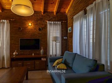 Casa Venta 475m² de 4 ambientes · Bellisima Casa en Venta. Gran Oportunidad en Excelente Estado!