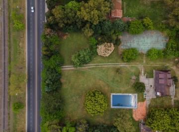 Casa de 4 ambientes, Ezeiza · Propiedad en El Corazón de La Unión – Oportunidad Para Inversores