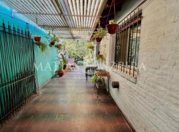 Casa · 145m² · 4 Ambientes · 3 Cocheras · Casa 4 Ambientes. | Av Intendente Carlos Ratti 3435