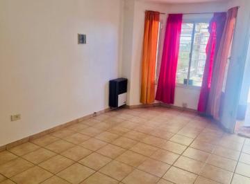 PH · 74m² · 3 Ambientes · 1 Cochera · Venta Duplex 2 Dorm. Cipolletti