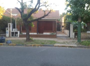 FRENTE · Chalet en PH en Alquiler en Castelli Al 1000 a m de Plaza Rosales