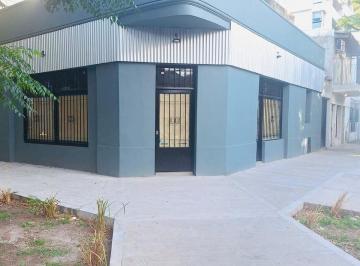 Local comercial · 99m² · Alquiler Local en Villa Raffo Gastronomia